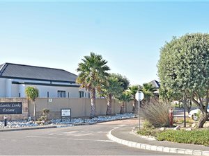 3 Bed House in Melkbosstrand