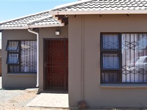 3 Bedroom House in Aliwal North