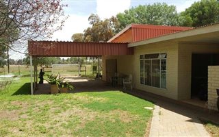 8.6 ha Farm in Bainsvlei