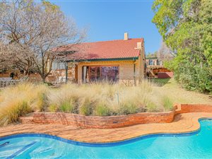 7 Bed House in Parktown