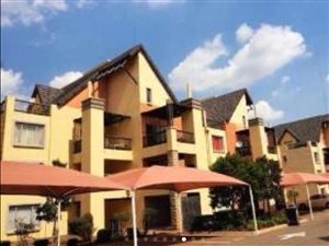 3 Bed Townhouse in Clubview