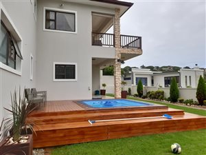 4 Bed House in West Bank