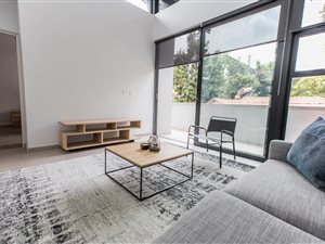2 Bed Townhouse in Parktown North