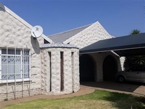 4 Bed House in Vanderbijlpark SE