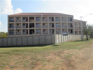 2 Bed Apartment in Three Rivers