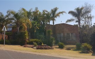 246 m² Office Space in Zwartkop