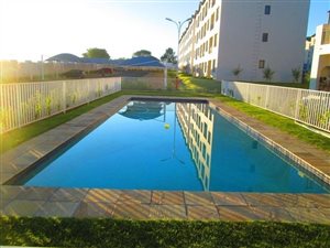 2 Bedroom House in Carlswald Estate