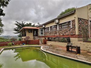 3 Bed House in Escombe