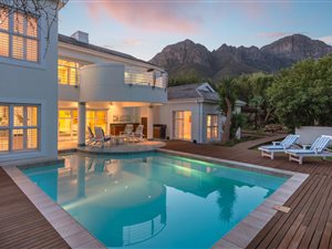4 Bed House in Erinvale Estate