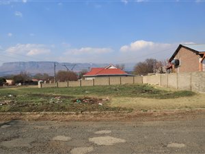 700 m² Land available in Harrismith
