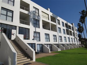 2 Bed Apartment in Santos Bay