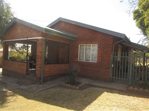 3 Bed House in Kwaggasrand