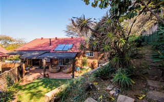 2 Bedroom Townhouse in Waterkloof Park