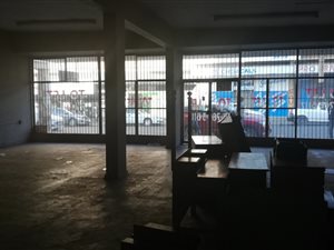 Retail space in Springs Central