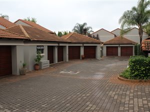 3 Bed Townhouse in Boardwalk Manor