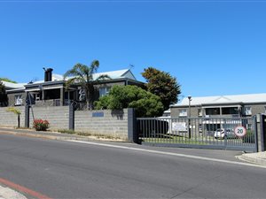 2 Bed Flat in Chrismar