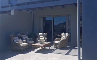 4 Bedroom Townhouse in Noordhoek