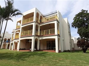 2 Bed Apartment in Uvongo