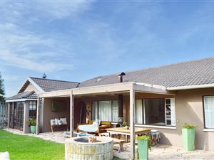 3.8 ha Farm in Harkerville