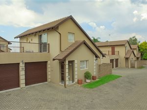 3 Bed Townhouse in Pomona