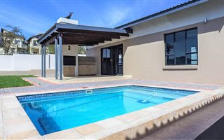 4 Bedroom House in Sonheuwel
