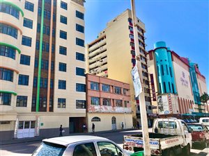 1.5 Bed Apartment in South Beach