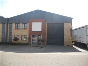 360 m² Industrial space in Hughes