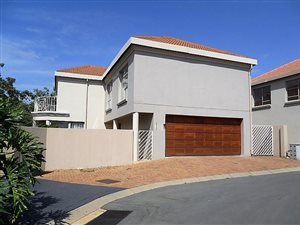 3 Bed Cluster in Rietvalleirand
