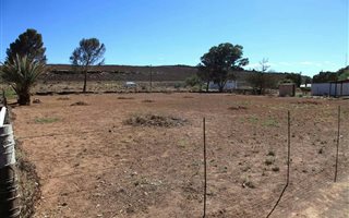 1902 m² Land available in Loxton