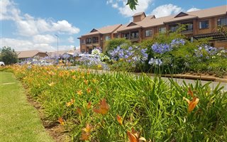 2 Bedroom Apartment in Featherbrooke Estate
