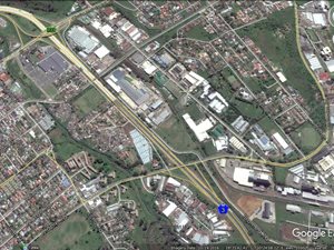 2.4 ha Land available in Willowton