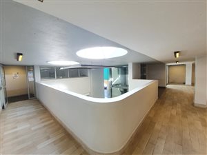 72.8499984741211 m² Retail Space in Die Wilgers