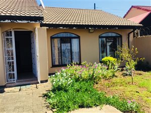 3 Bedroom House in Castlehill