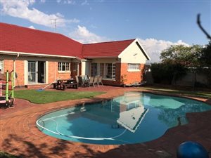 4 Bed House in Parkdene