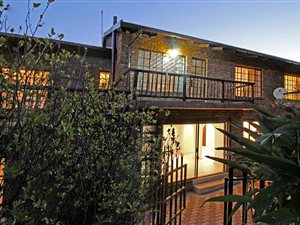 5 Bed House in Helderkruin