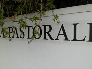 904 m² Land available in Paradyskloof