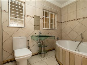 3 Bed House in Minnebron