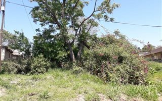 533 m² Land available in Clermont