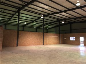 665 m² Industrial space in Ormonde