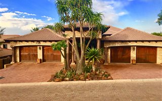 4 Bedroom House in Featherbrooke