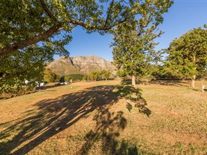 1166 m² Land available in La Pastorale