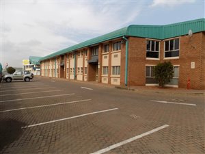 1057 m² Industrial space in Wychwood