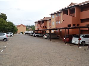 1 Bed Apartment in Weltevreden Park