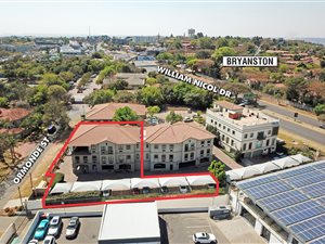600 m² Office Space in Bryanston