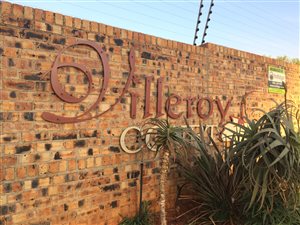 Loft in Halfway House