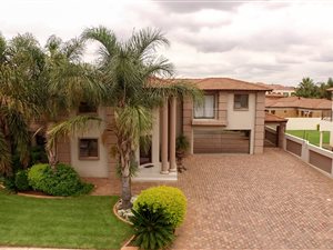3 Bed House in Sonneveld