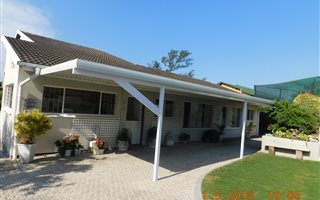 4 Bedroom House in Brighton Beach