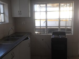 2 Bed Garden Cottage in Primrose