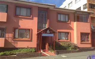 1 Bedroom Flat in Quigney