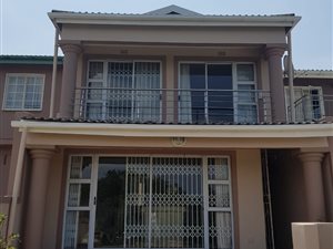 3 Bed House in Eastbury
